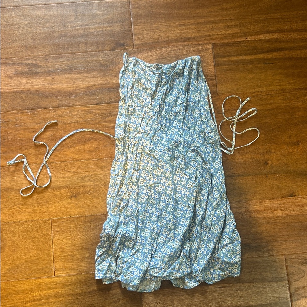 Forever 21 Blue Floral Backless Dress